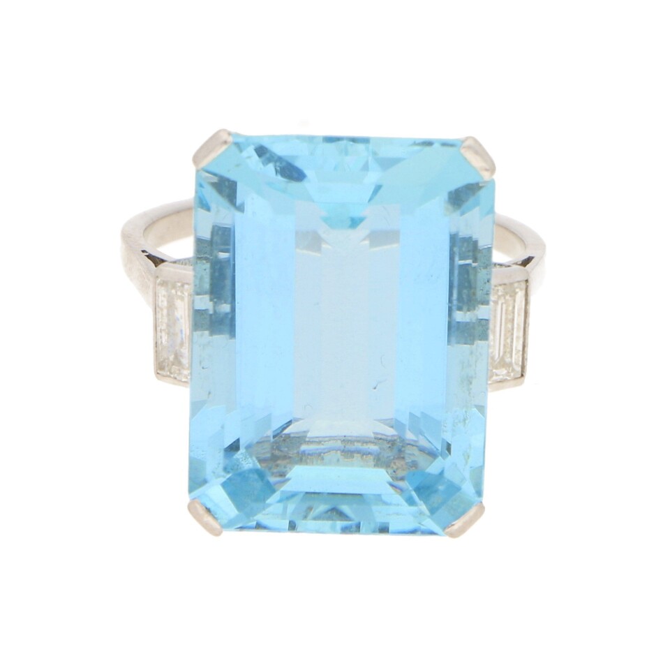 Art Deco 17ct Aquamarine and Diamond Cocktail Ring in Platinum