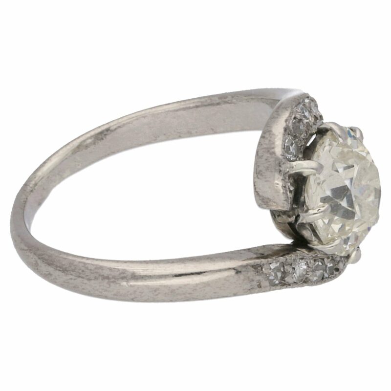 Antique Solitaire Diamond Engagement ring