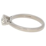 Solitaire diamond engagment ring 0.74 carats