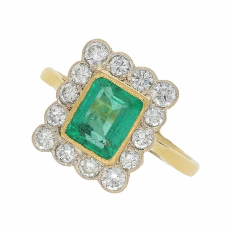 Emerald Diamond Cluster Ring in Gold