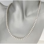 Graduated riviere diamond necklace in white gold