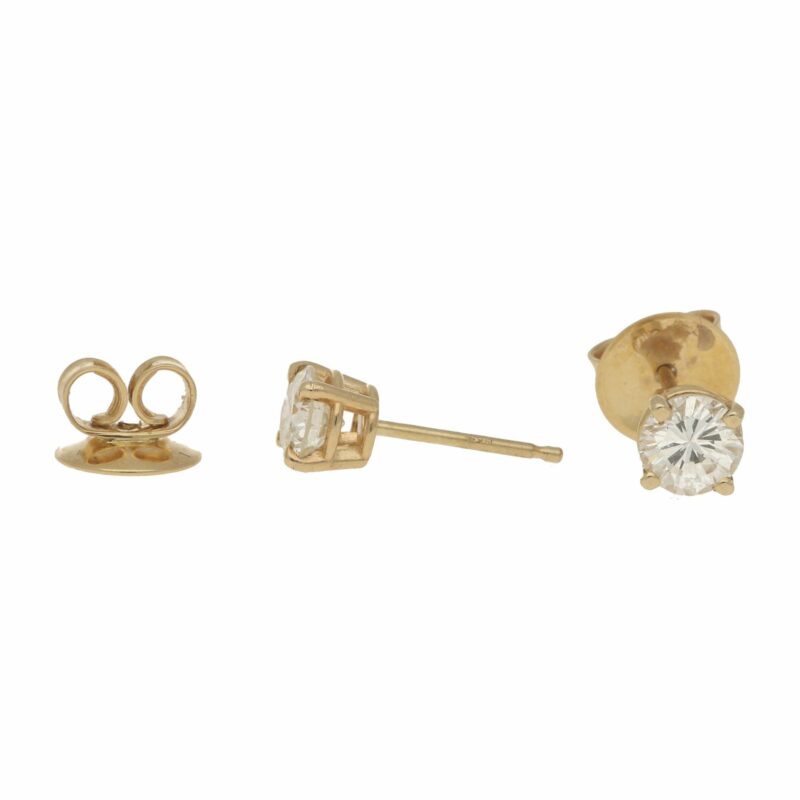 Diamond stud earrings in yellow gold