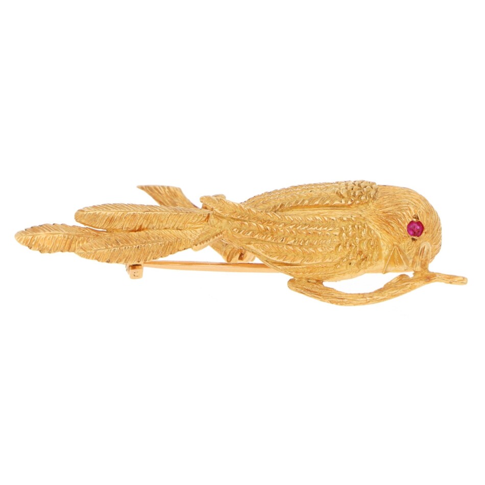 Boucheron Bird Perched on a Branch Brooch Yellow Gold, 1980s