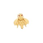 1960s Queen Bee With Ruby Eyes Brooch in Yellow Gold