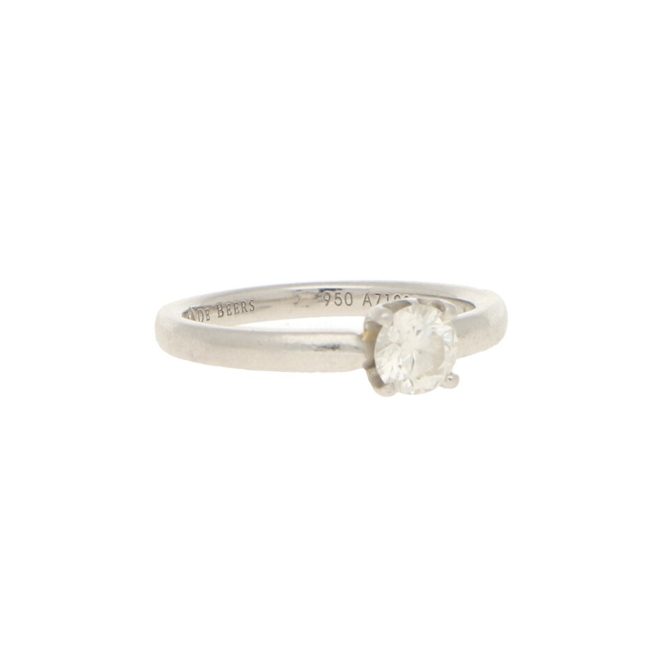 De Beers Signature Solitaire Diamond Ring in Platinum