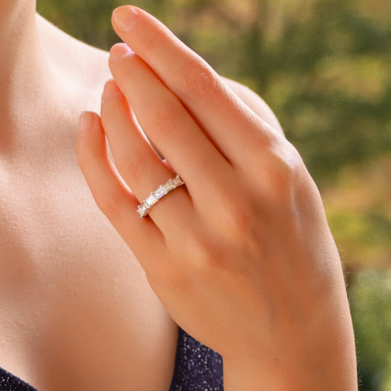 Six-stone baguette-cut diamond ring in platinum