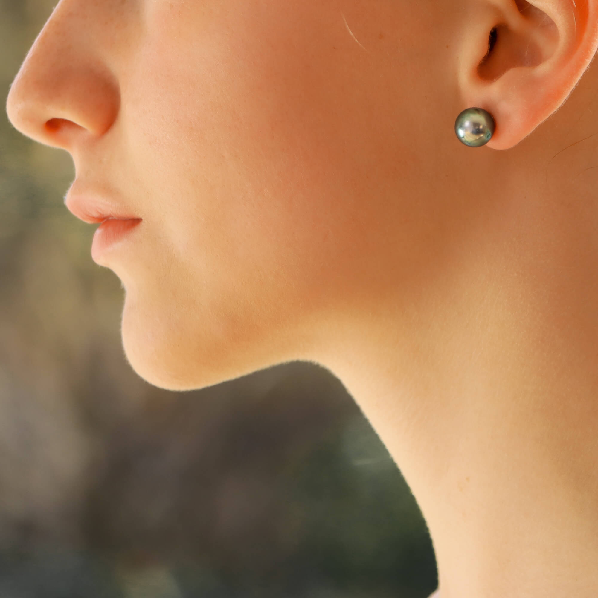 Tahitian pearl discount studs
