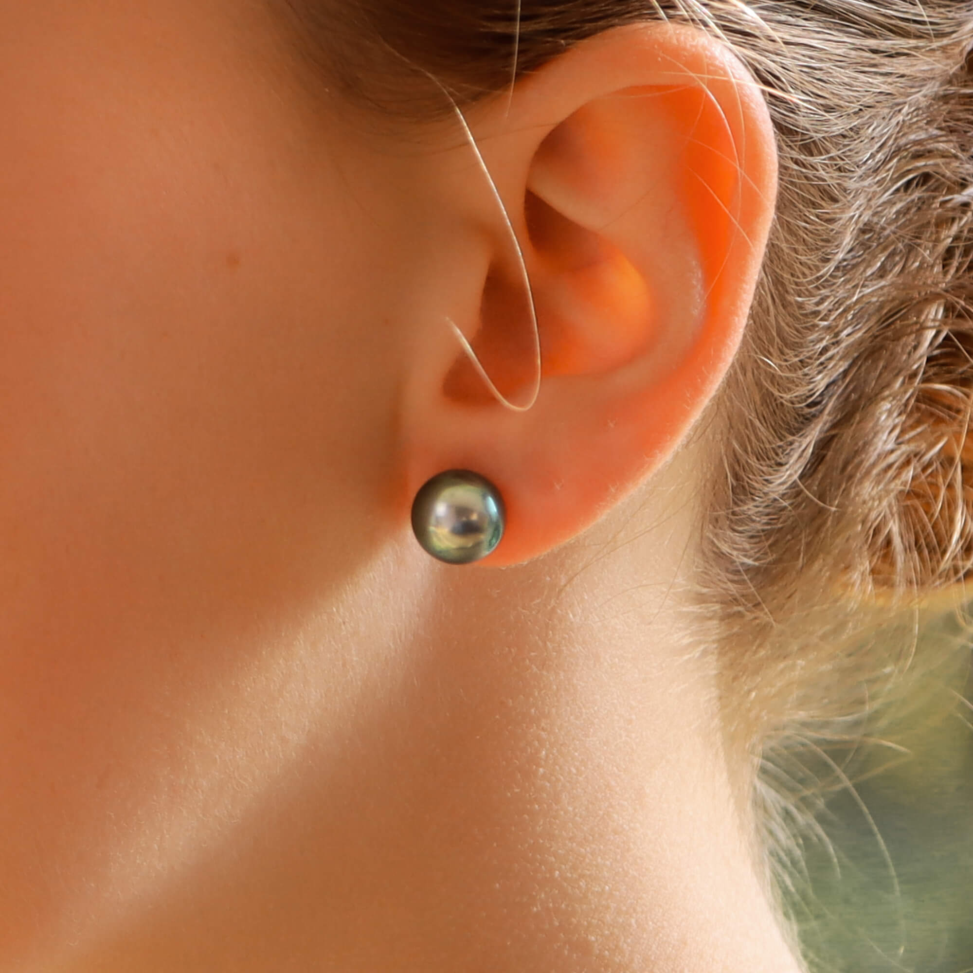 Pearl store earrings 9mm