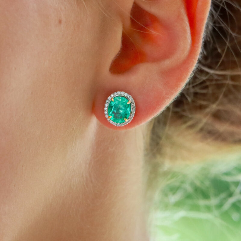 Colombian emerald and diamond stud earrings