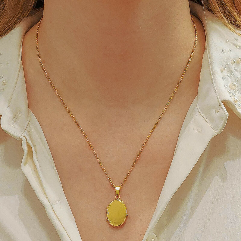 Yellow Gold Locket in Solid 18K Gold