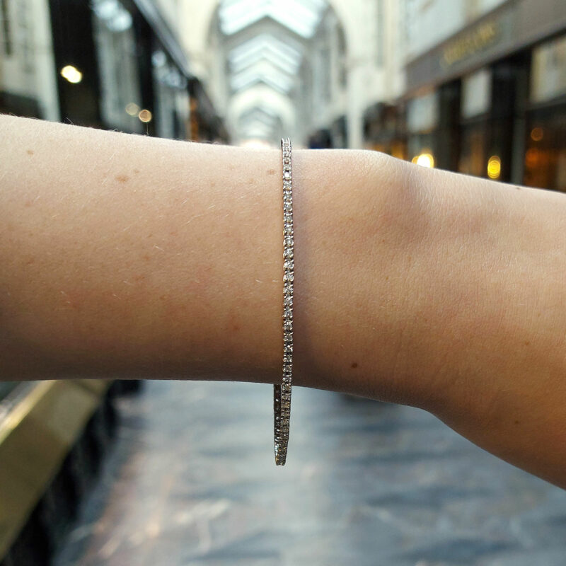 Diamond line bracelet