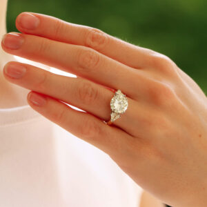 Contemporary 3.75ct Round Brilliant-Cut Diamond Three-Stone Ring