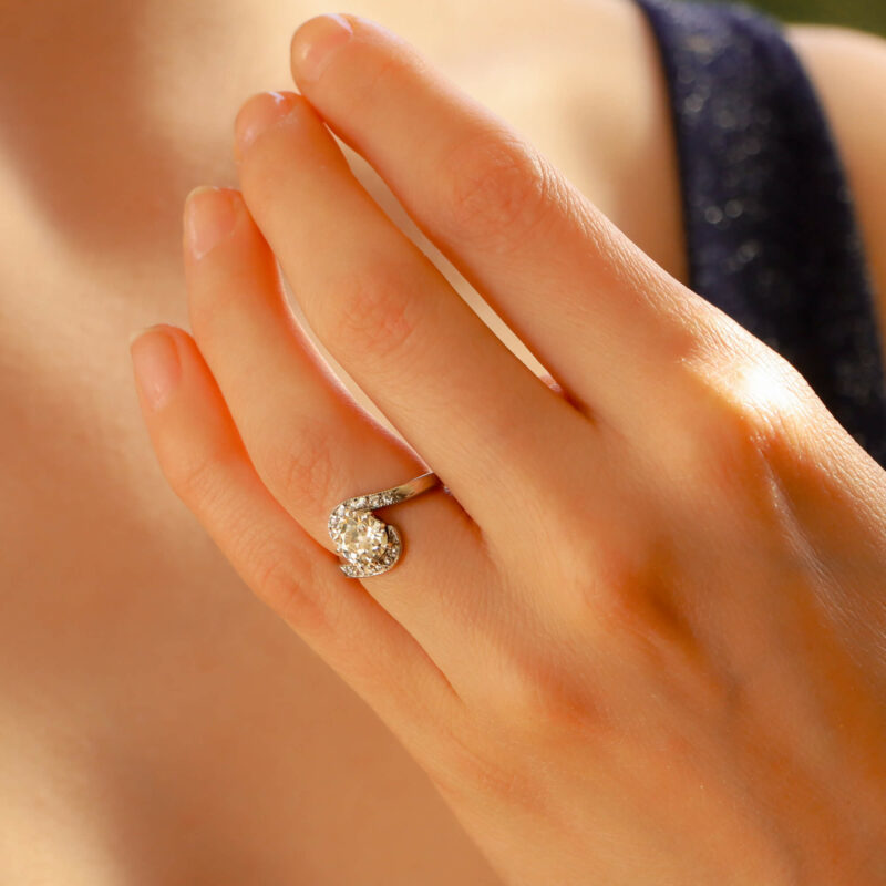 Antique Solitaire Diamond Engagement ring