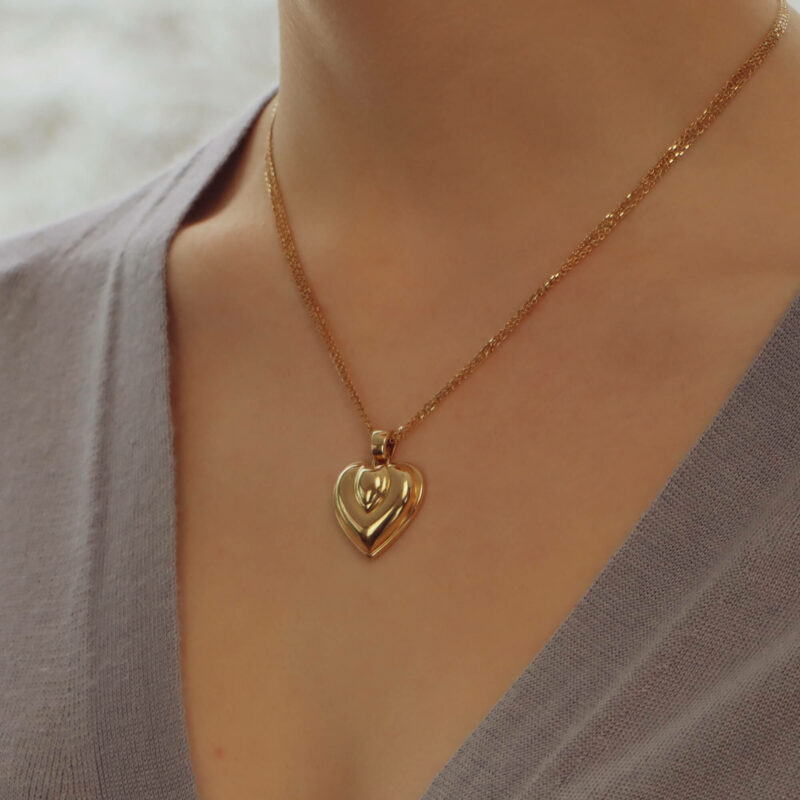 Vintage Cartier Heart Pendant in Yellow Gold