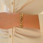 Cuban Link Chain Bracelet in Yellow Gold