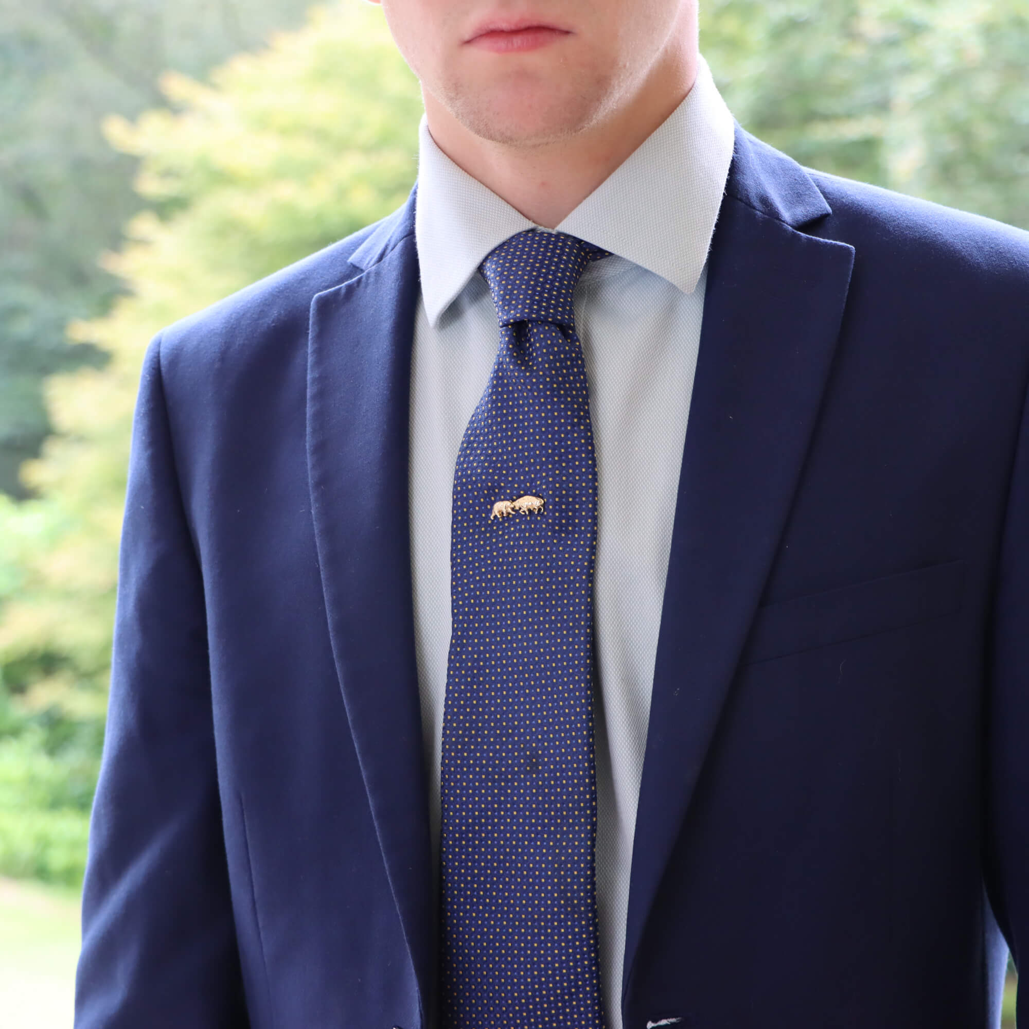 Tie pin shop