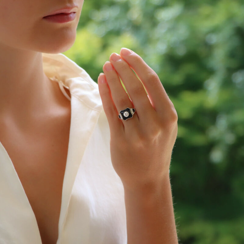 0.50ct Diamond and Onyx Target Ring in Platinum