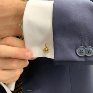 18k yellow gold solid bar knot cufflinks