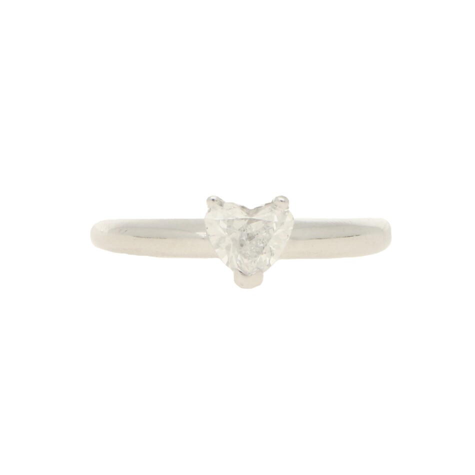 18k gold heart diamond engagement ring