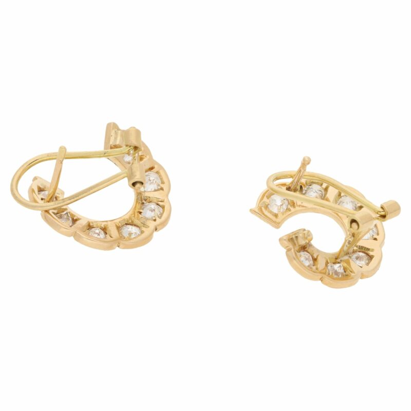 Diamond circle earrings in 18k gold