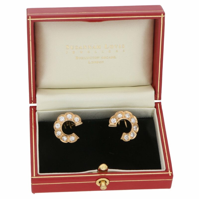 Diamond circle earrings in 18k gold