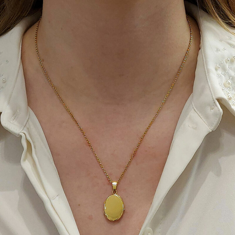 Yellow Gold Locket in Solid 18K Gold