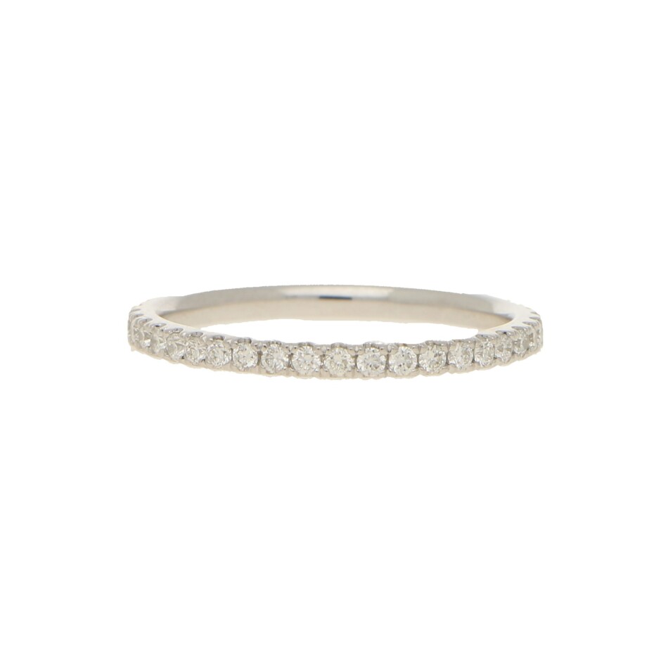 Eternity Ring With Brilliant Cut Diamonds