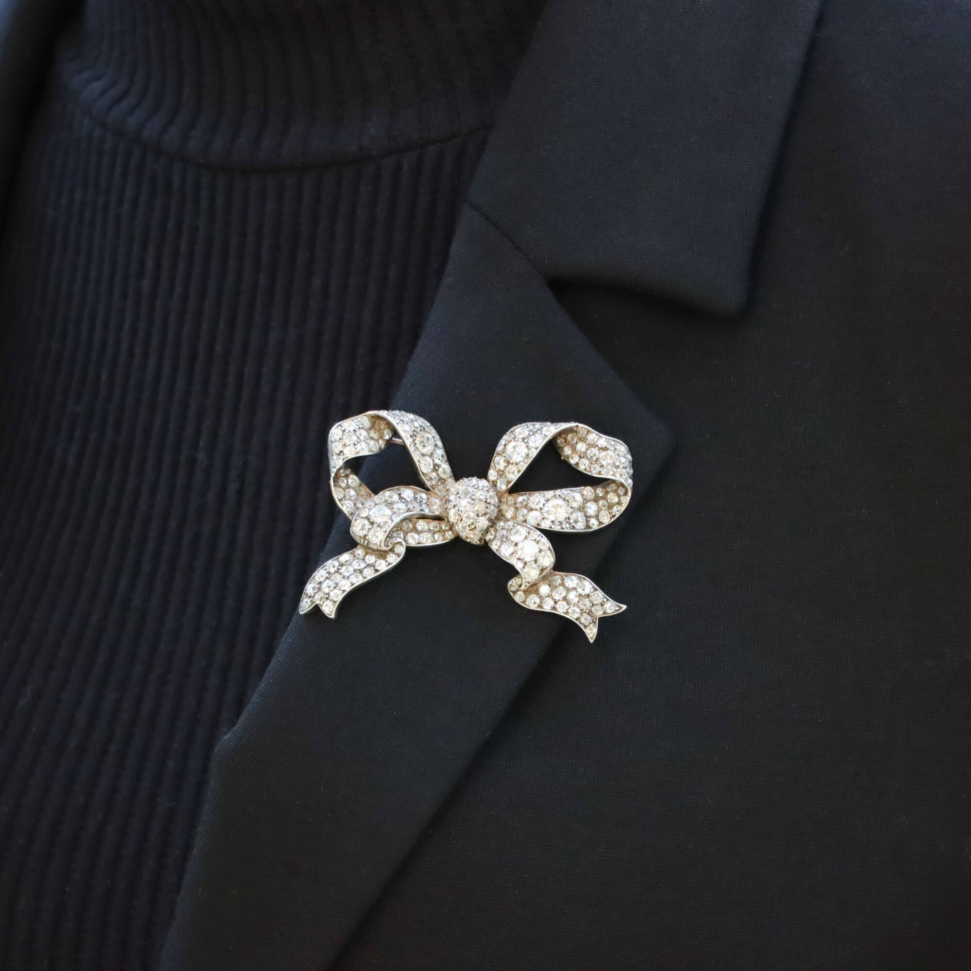 Bow brooch 2019 new arrivals