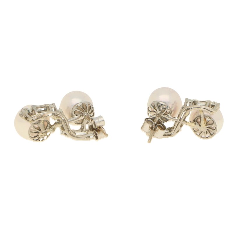 Cross over design cultured pearl and diamond earrings