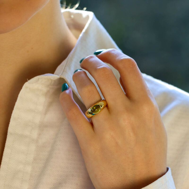 Tiffany & Co. Peridot Bombe Ring in Yellow Gold