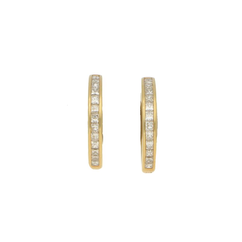 Diamond Hoop Earrings in 18K yellow gold