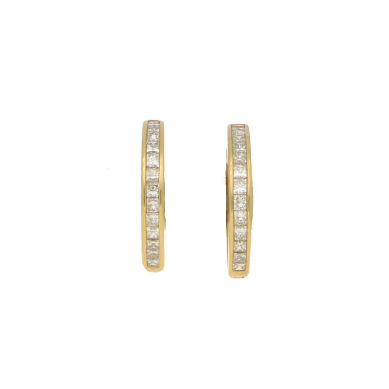 Diamond Hoop Earrings in 18K yellow gold