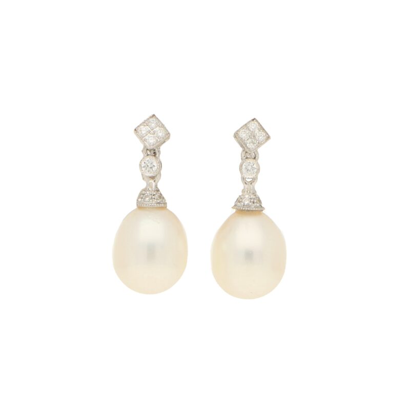 Pearl 18ct White gold Drop Earrings