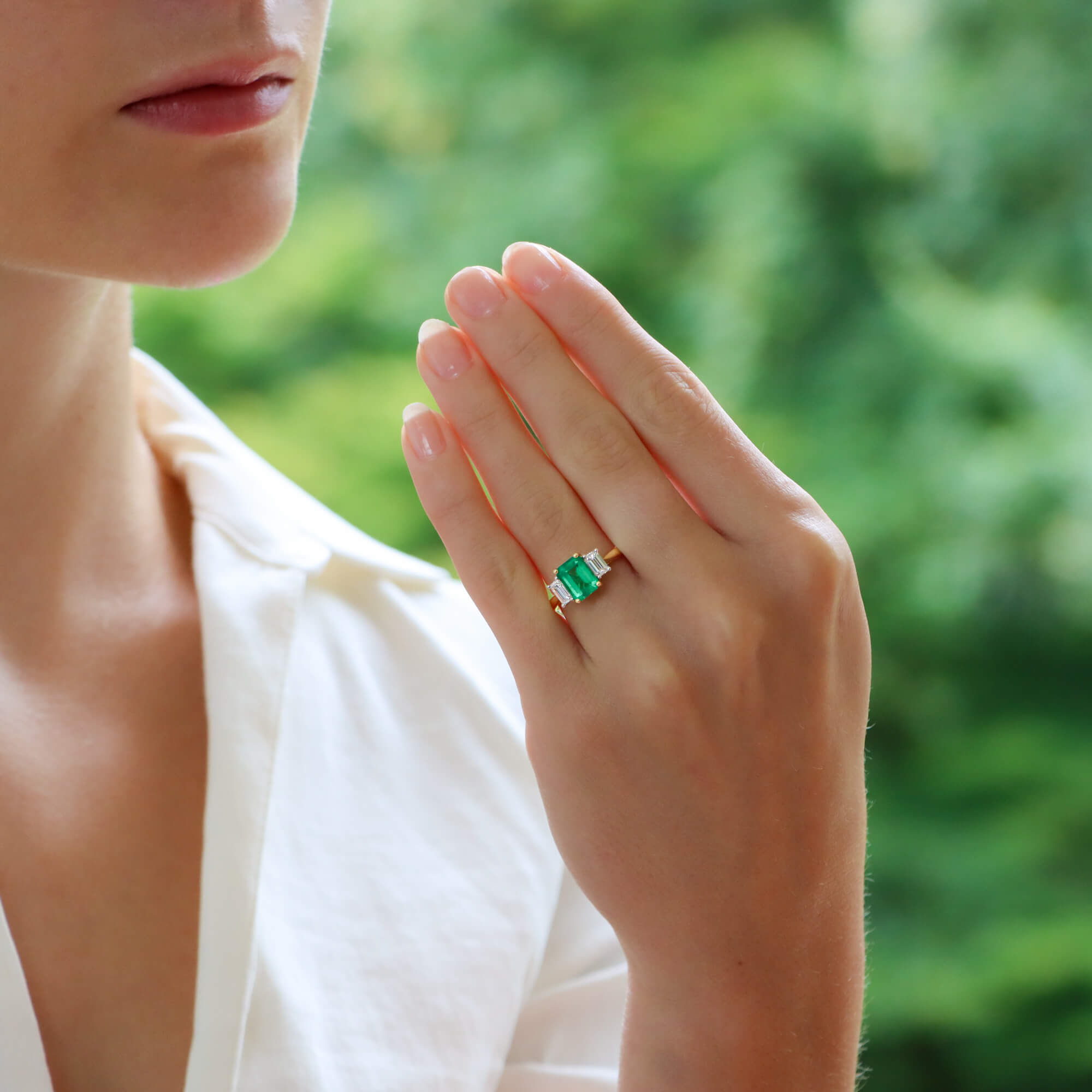 Emerald stone new arrivals engagement ring