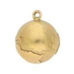 Vintage Globe Charm in 18k Yellow Gold