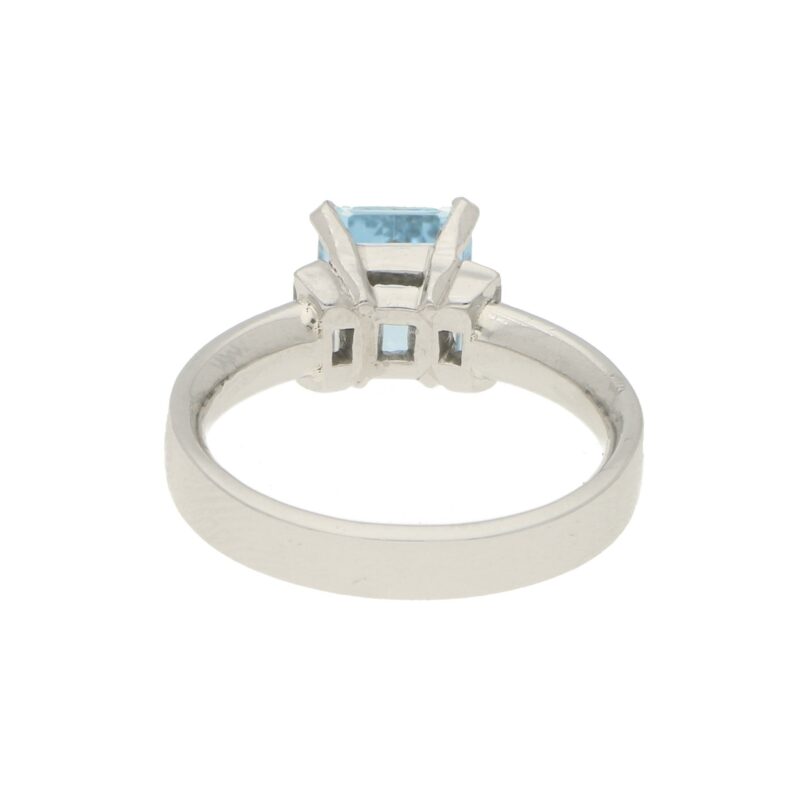 Aquamarine and Diamond Ring in White Gold