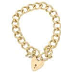 Vintage Heart Padlock Charm Link Bracelet in Yellow Gold