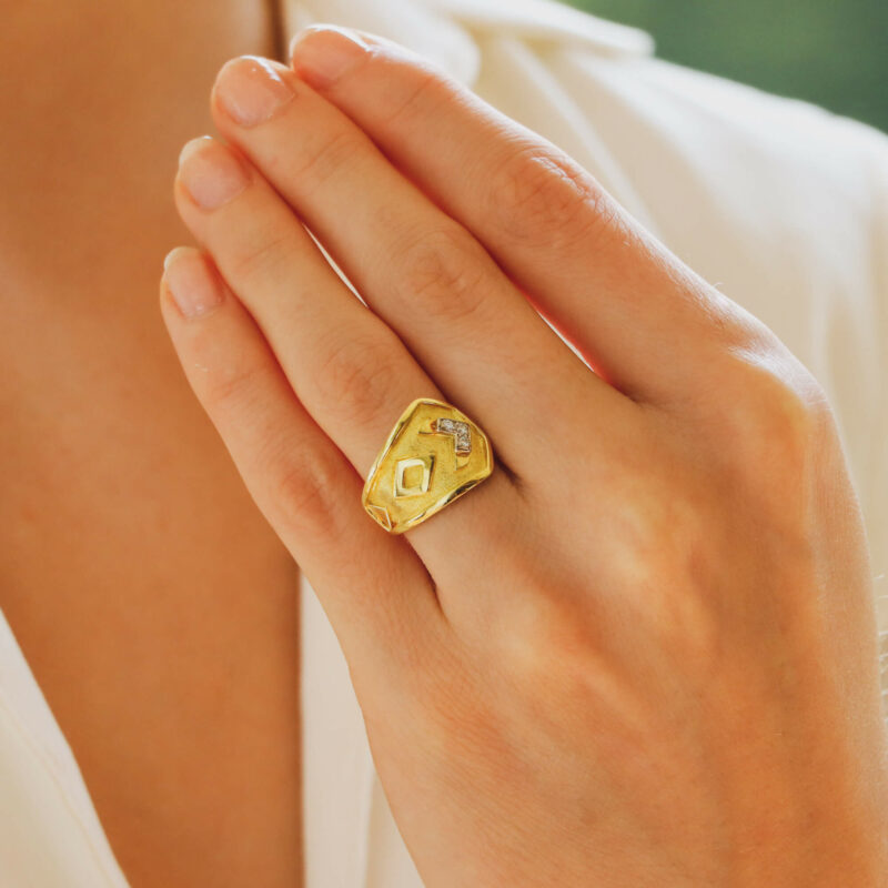 Etruscan Diamond Band Ring in Yellow Gold