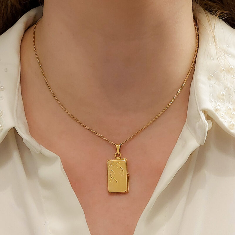 Vintage Gold Locket in 18K Yellow Gold