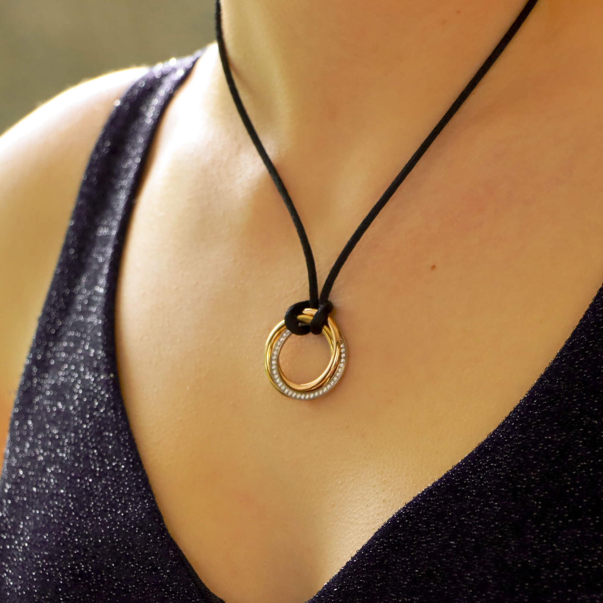Cartier top black necklace