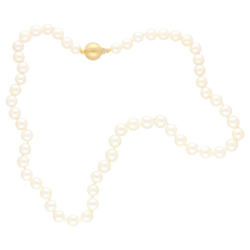 White Pearl Strand Necklace With Fluted Clasp