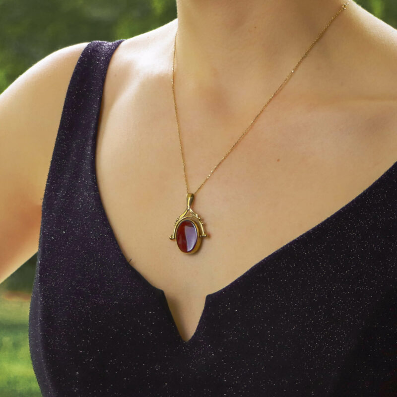 Victorian Onyx and Carnelian Swivel Fob Pendant