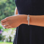 18ct white gold Fope bangle