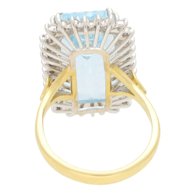 Contemporary Aquamarine and Diamond Cocktail Ring