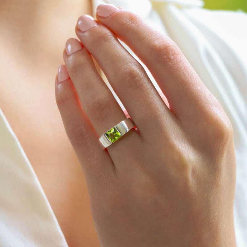 Vintage Cartier Peridot Tank Ring