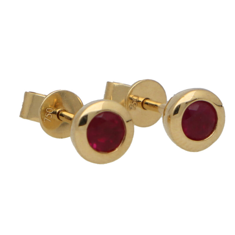 Round Cut 0.47ct Ruby Stud Earrings