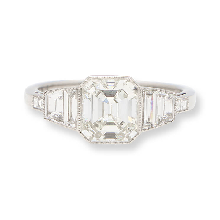 Bespoke engagement online ring london
