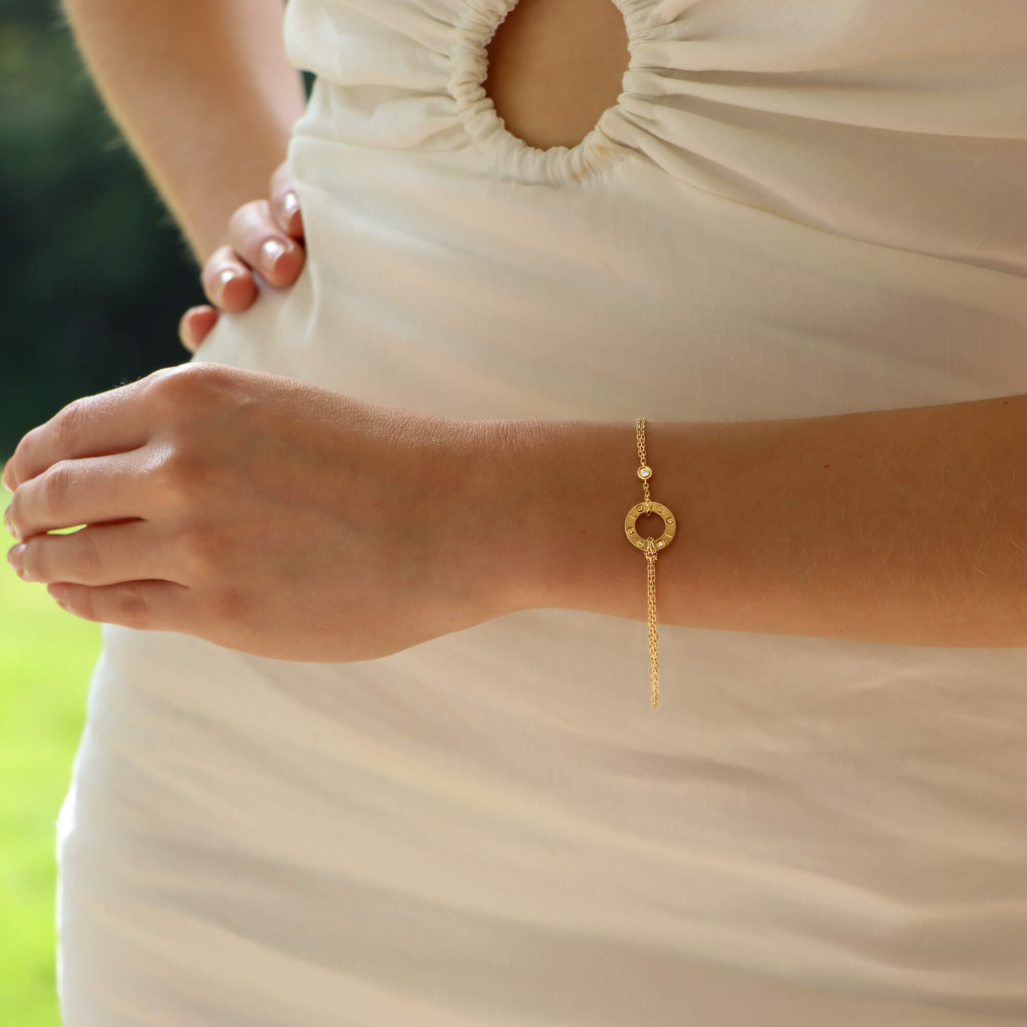 Cartier love chain hotsell bracelet