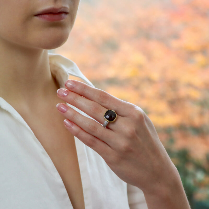 Vintage Pomellato 'Sherazade' Garnet and Diamond Ring