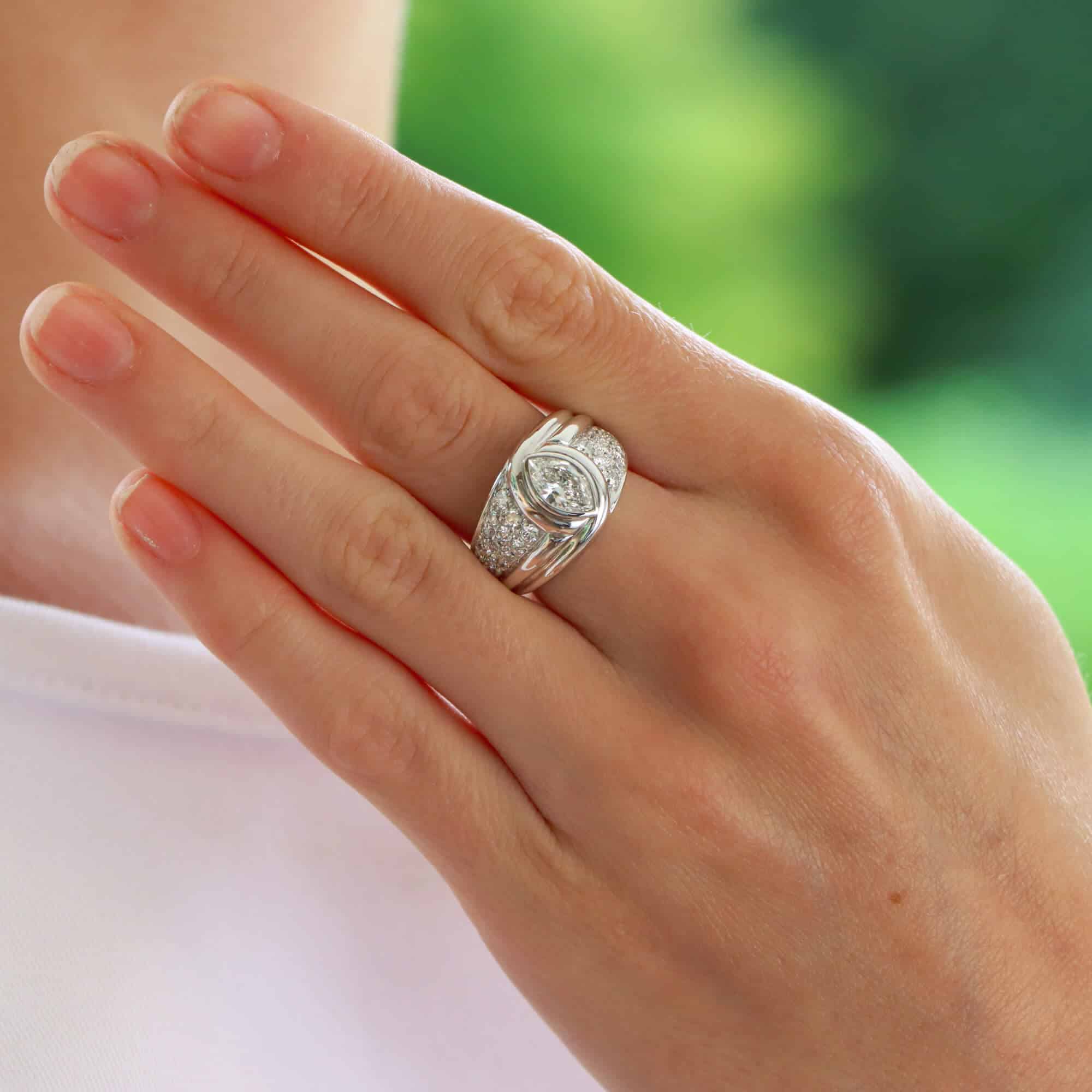 Famous marquise discount engagement rings